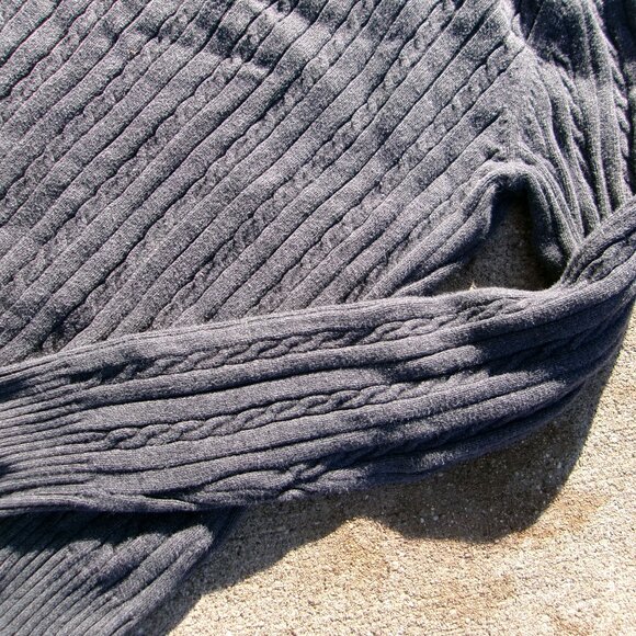 IZOD Turtleneck Ladies Womens Gray Cable Knit Fisherman Sweater Size Medium VGUC - Picture 13 of 14